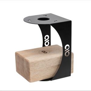 Yoga Block Storage Stand